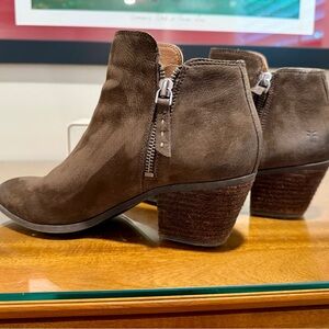 Frye Judith Zip Dark Brown Suede Ankle Booties